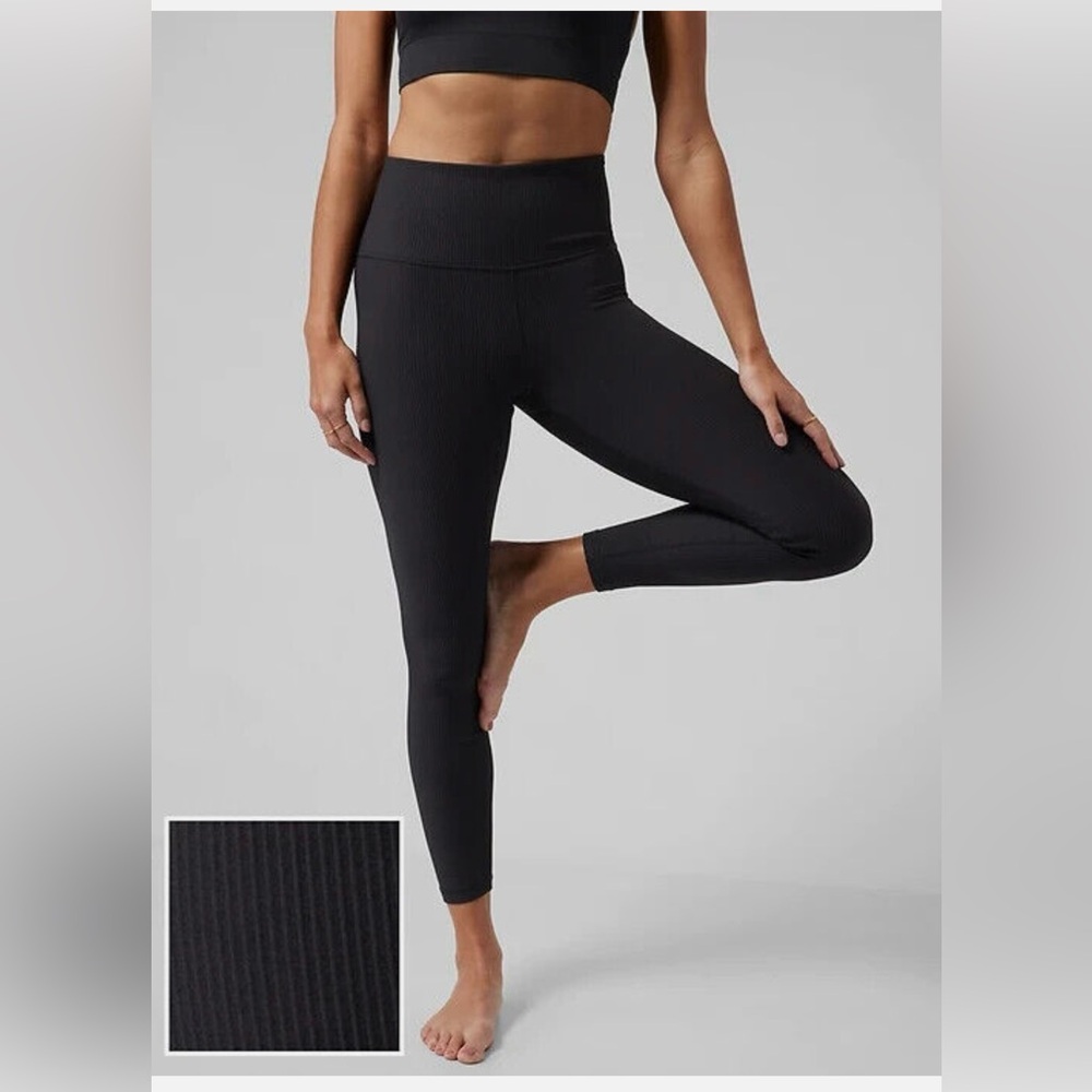Athleta Elation Rib Tight in Black Size S
